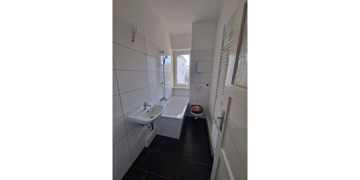 Etagenwohnung Magdeburg Cracau - 2 Zimmer, 50 m&sup2;, 349&euro; | Angebot:24802652