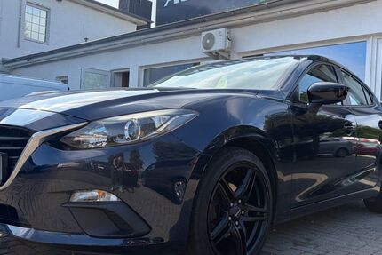 Mazda 3 92.000 km 9.650 &euro; Magdeburg 39120