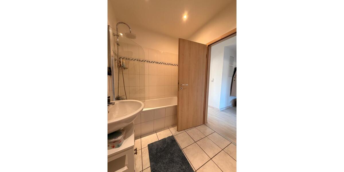 Etagenwohnung Magdeburg Alte Neustadt - 3 Zimmer, 74 m&sup2;, 520&euro; | Angebot:27628190