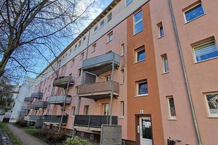 Wohnung Magdeburg Stadtfeld Ost - 2 Zimmer, 41 m&sup2;, 319&euro; | Angebot:26173940