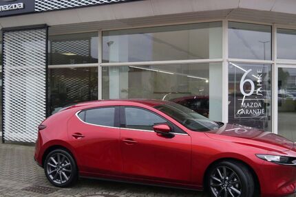 Mazda 3 4.000 km 25.800 € Schönebeck (bei Magdeburg) 39218