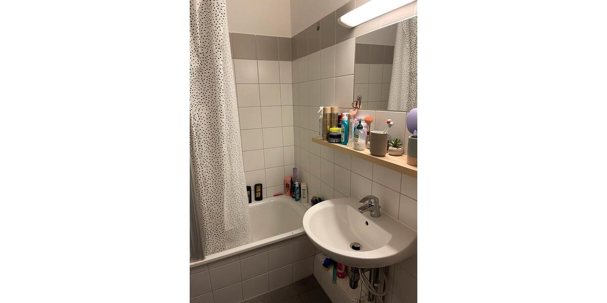 Etagenwohnung Magdeburg Alte Neustadt - 1 Zimmer, 31 m&sup2;, 445&euro; | Angebot:24919526