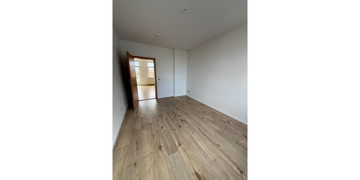 Etagenwohnung Magdeburg Alte Neustadt - 3 Zimmer, 71 m&sup2;, 500&euro; | Angebot:25960986