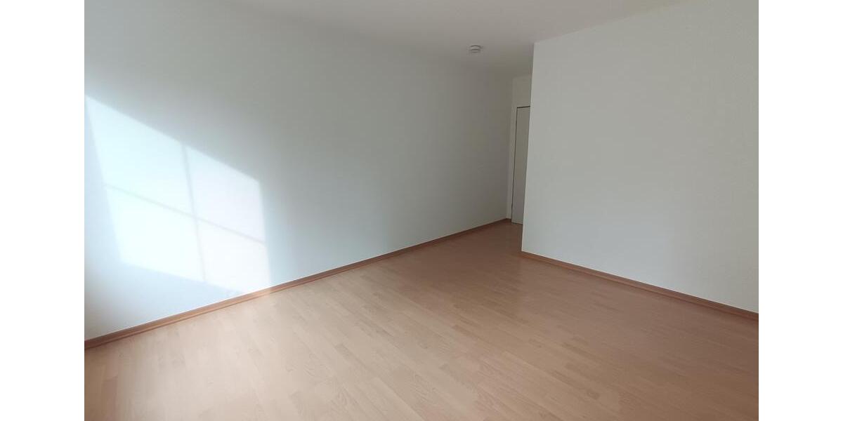 Etagenwohnung Magdeburg Nordwest - 2 Zimmer, 63 m&sup2;, 640&euro; | Angebot:27633786