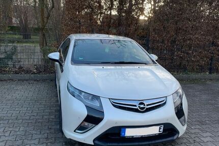 Opel Ampera 117.000 km 9.000 &euro; Magdeburg 39108
