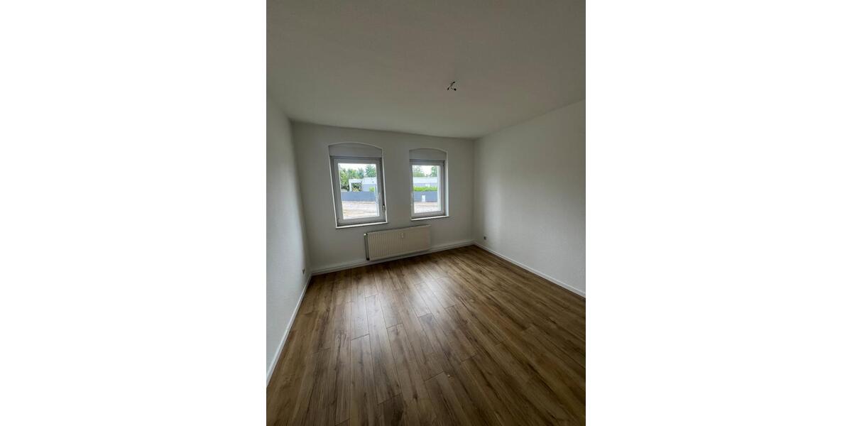 Erdgeschoßwohnung Schönebeck (Elbe) - 2 Zimmer, 60 m&sup2;, 370&euro; | Angebot:26334843