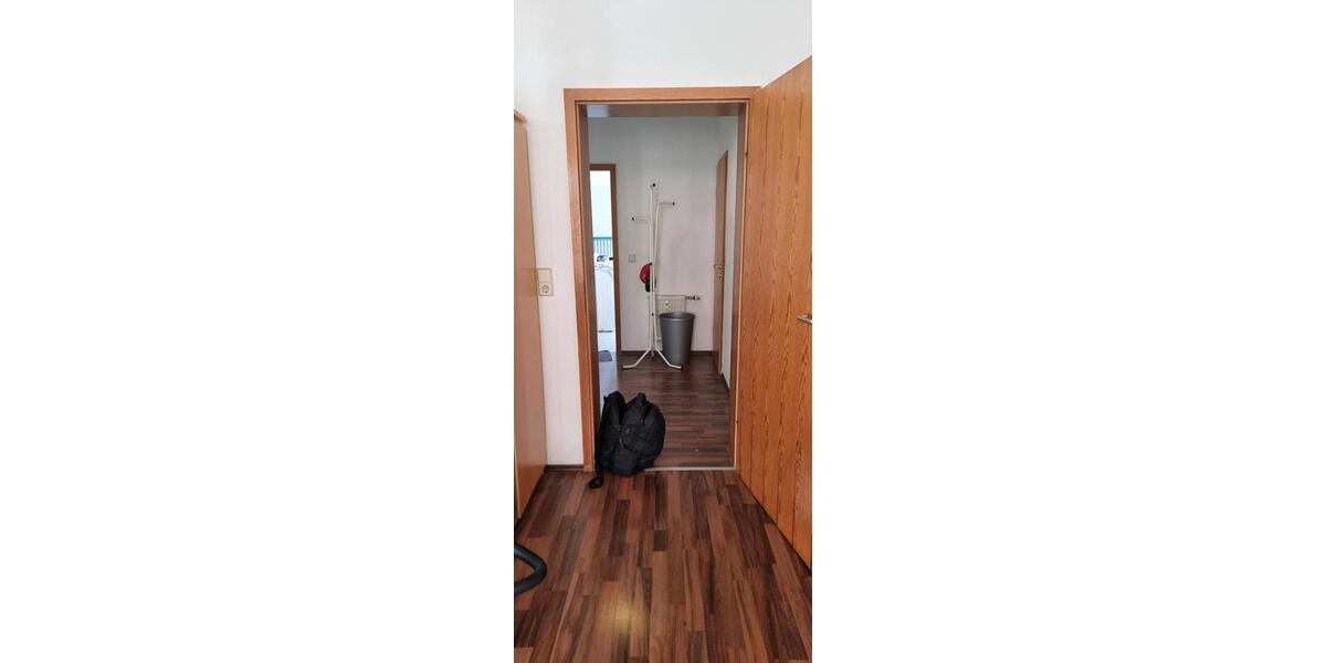 Etagenwohnung Magdeburg Nordwest - 1 Zimmer, 42 m&sup2;, 264&euro; | Angebot:26428998