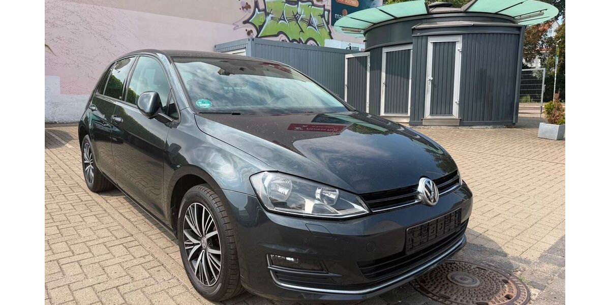 VW Golf 227.000 km 6.490 &euro; Magdeburg 39112