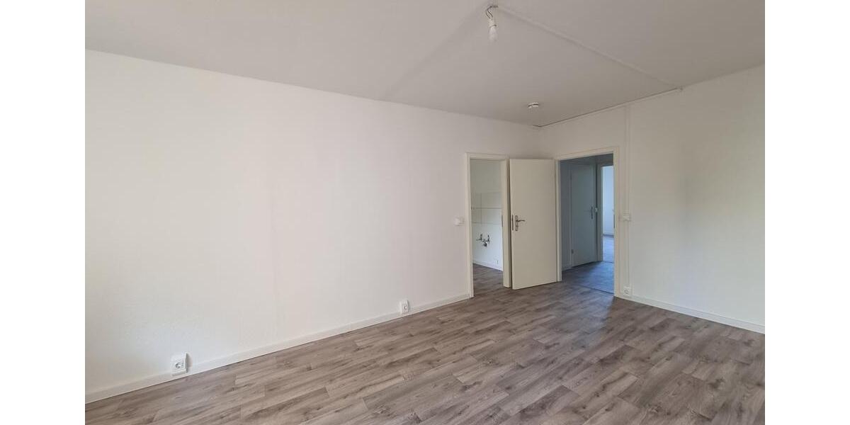 Etagenwohnung Magdeburg Alt Olvenstedt - 3 Zimmer, 69 m&sup2;, 490&euro; | Angebot:26636544