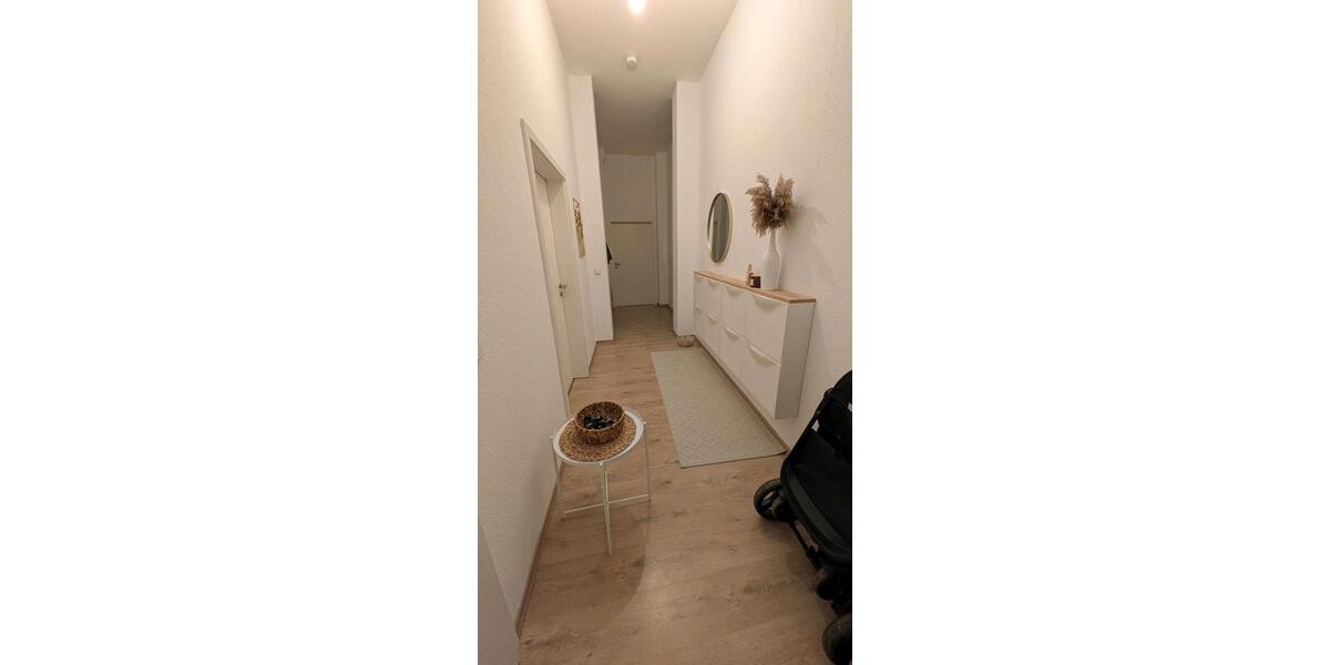 Etagenwohnung Magdeburg Lemsdorf - 4 Zimmer, 106 m&sup2;, 1.057&euro; | Angebot:24741434