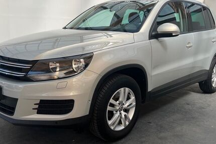 VW Tiguan 140.209 km 12.900 &euro; Magdeburg 39116