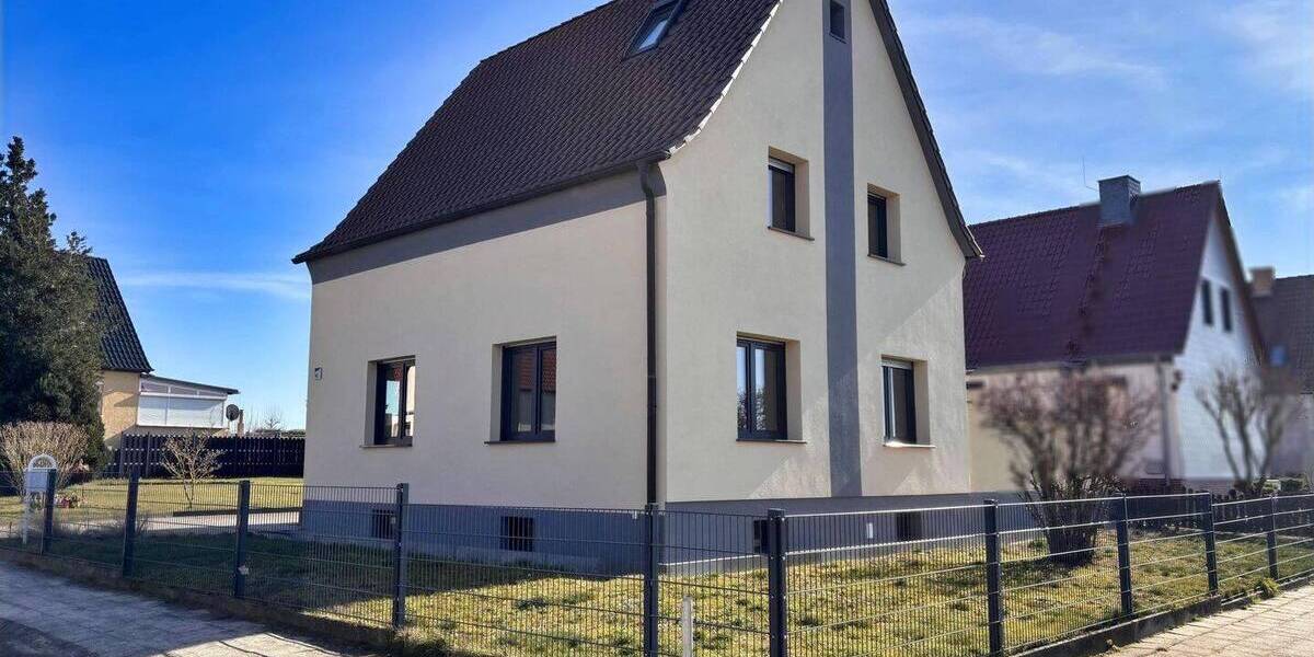 Erstbezug! Frisch saniertes EFH am Ortsrand Oschersleben! 4 zimmer