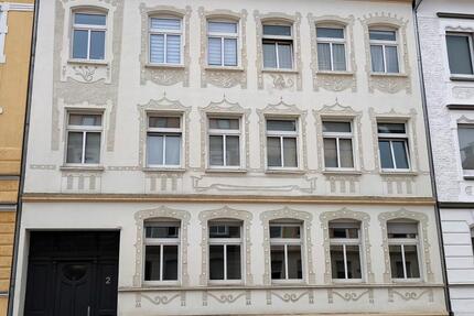 große 4-Raumwohnung mit Balkon in ruhiger Lage 4 zimmer