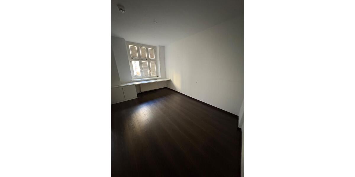 Hochparterre Magdeburg Nordwest - 3 Zimmer, 92 m&sup2;, 1.073&euro; | Angebot:23457932