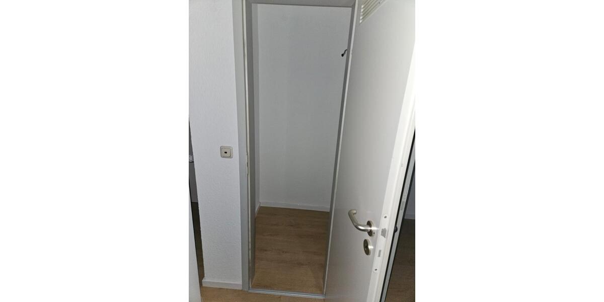 Etagenwohnung Magdeburg Neue Neustadt - 3 Zimmer, 89 m&sup2;, 630&euro; | Angebot:25903022