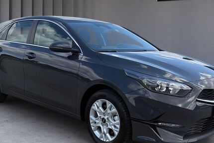 Kia ceed / Ceed 2.500 km 21.950 &euro; Magdeburg 39128