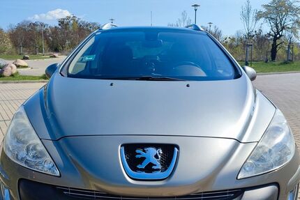 Peugeot 308 208.000 km 2.400 &euro; Magdeburg 39104