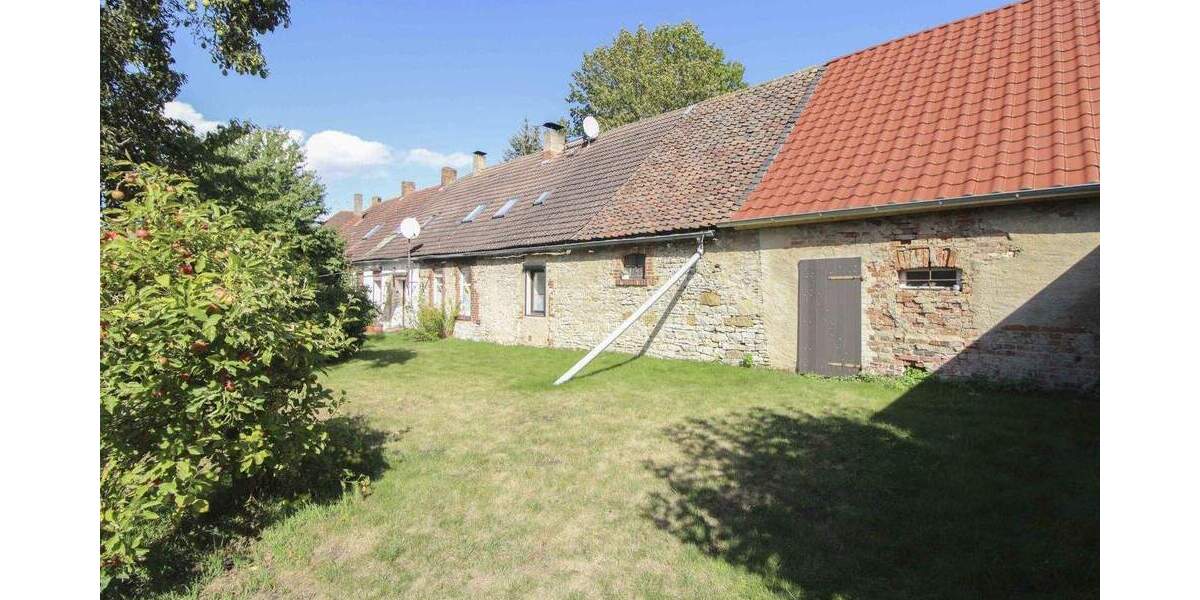 Großes Grundstück mit Zweifamilienhaus - ideal für Familien & Mehrgenerationen 8 zimmer