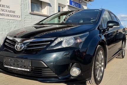 Toyota Avensis 220.000 km 7.800 &euro; Burg 39288