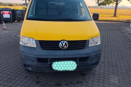 VW T5 Transporter 169.000 km 7.500 € Burg 39288