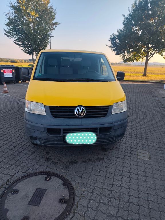 VW T5 Transporter 169.000 km 7.500 € Burg 39288