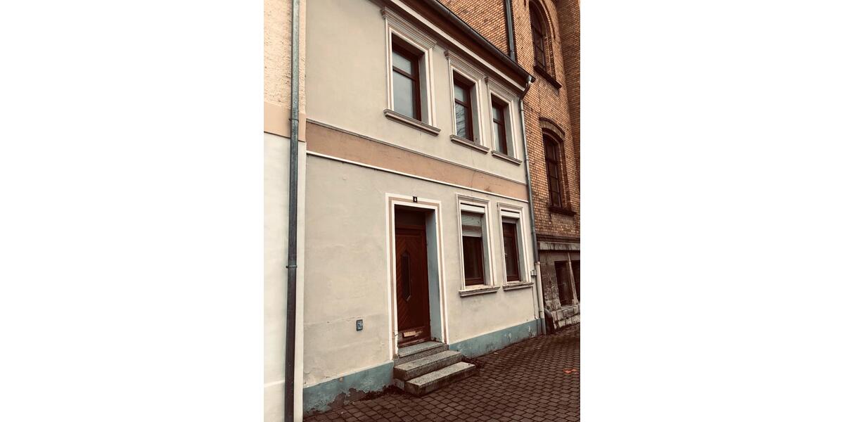 Reihenhaus Calbe (Saale) - 5 Zimmer, 97 m&sup2;, 48.000&euro; | Angebot:25614646