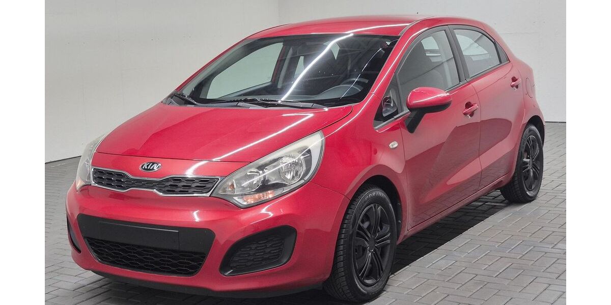 Kia Rio 288.540 km 1.980 &euro; Langenweddingen 39171