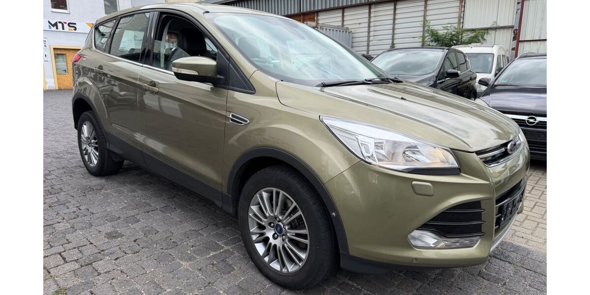 Ford Kuga 171.000 km 5.490 &euro; Magdeburg 39112