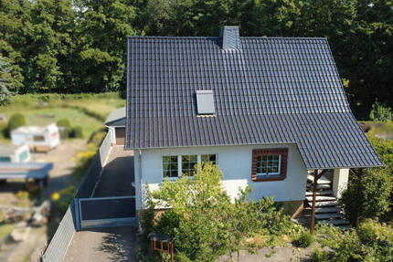 Lebensqualität pur: Einfamilienhaus in Möckern mit Pool, Sauna und großem Keller 4 zimmer