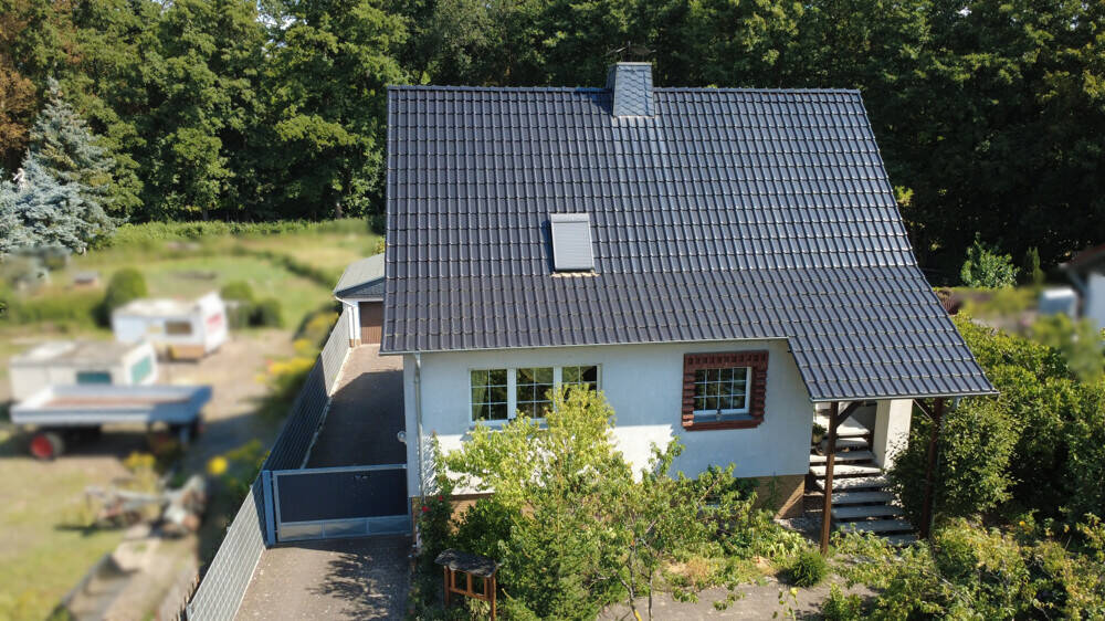 Lebensqualität pur: Einfamilienhaus in Möckern mit Pool, Sauna und großem Keller 4 zimmer