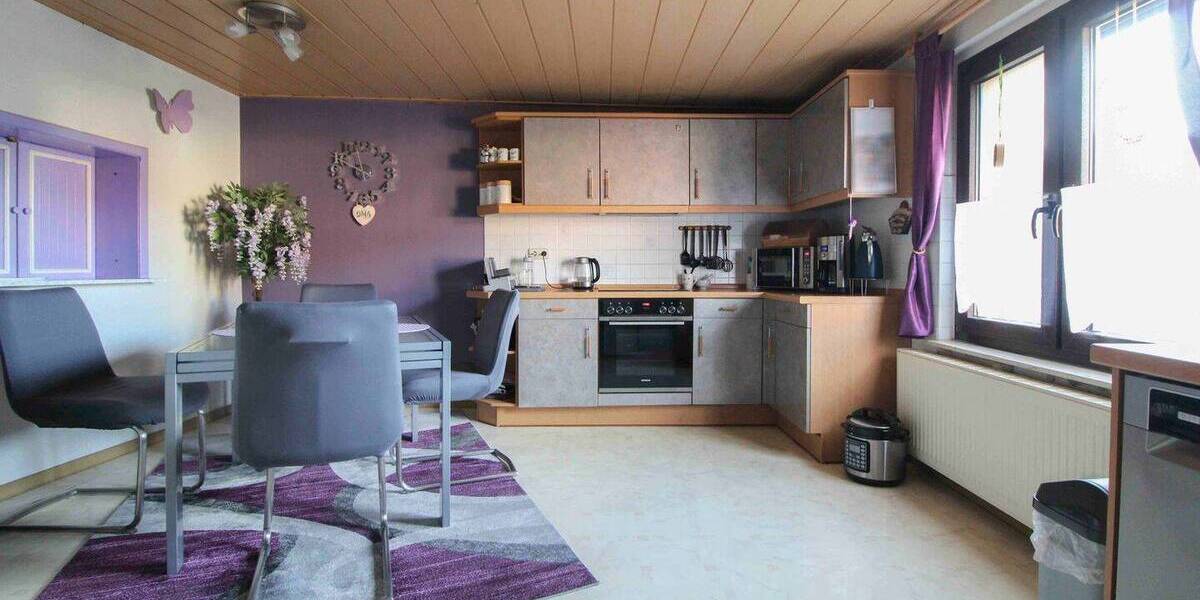 Reihenmittelhaus Calbe - 5 Zimmer, 220 m&sup2;, 99.000&euro; | Angebot:26768383