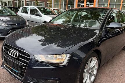 Audi A5 137.600 km 13.990 € Magdeburg 39124
