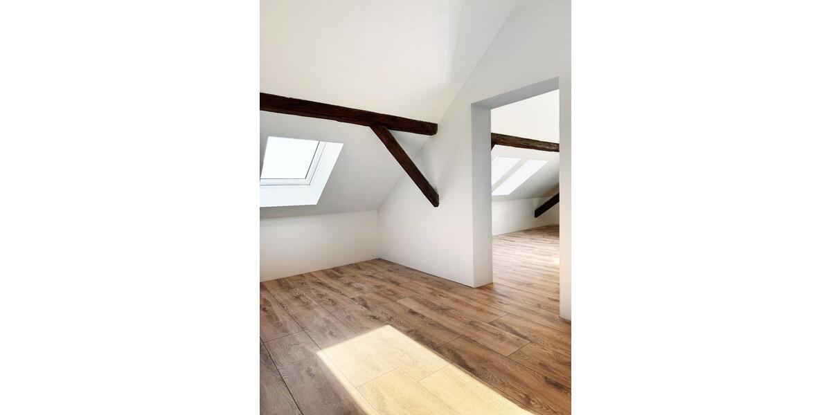 Dachgeschoßwohnung Haldensleben - 2.5 Zimmer, 87 m&sup2;, 870&euro; | Angebot:25129744