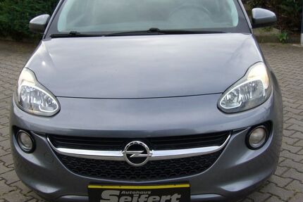 Opel Adam 75.318 km 10.490 € Magdeburg 39116