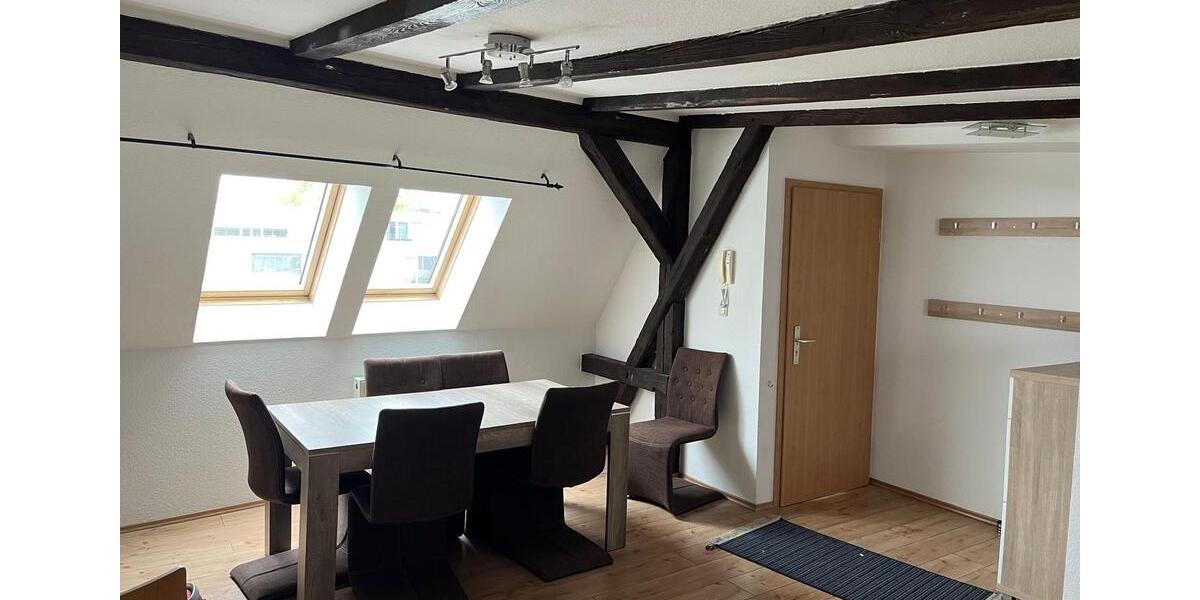 Dachgeschoßwohnung Magdeburg - 3 Zimmer, 81 m&sup2;, 560&euro; | Angebot:27628237