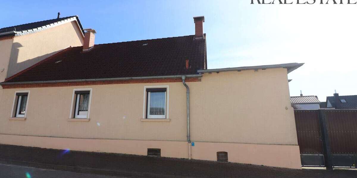 Haus zum Kaufen in Samswegen 90.000 € 93.35 m² 4 zimmer