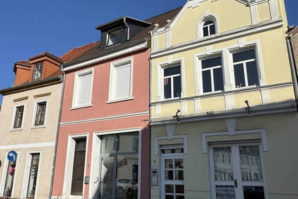 Charmantes Wohn- und Geschäftshaus! Ideal für Eisdiele, Döner, Imbiss, Café, Bistro, Pizzeria, Sushi 7 zimmer