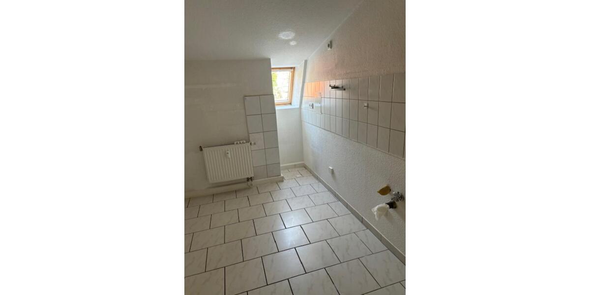 Dachgeschoßwohnung Magdeburg Nordwest - 3 Zimmer, 64 m&sup2;, 430&euro; | Angebot:23660980
