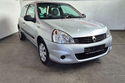 Renault Clio 100.388 km 3.980 &euro; Magdeburg 39126