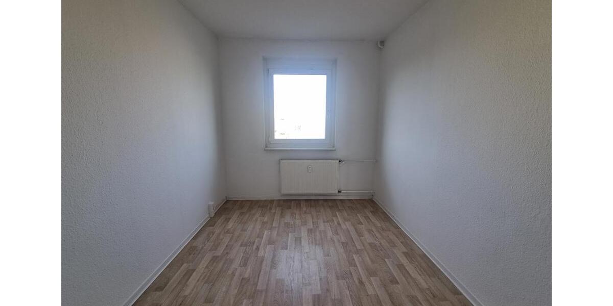 Etagenwohnung Magdeburg Alt Olvenstedt - 4 Zimmer, 82 m&sup2;, 433&euro; | Angebot:26086764