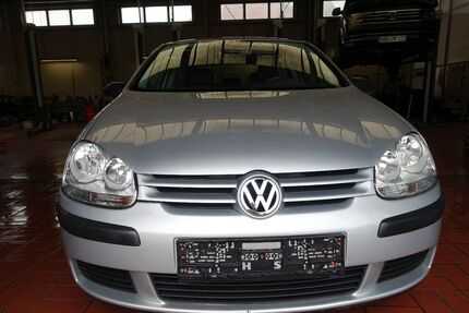 VW Golf 154.328 km 3.990 &euro; Magdeburg 39130