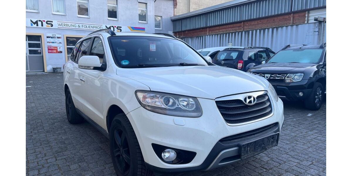 Hyundai SANTA FE 229.000 km 5.490 &euro; Magdeburg 39112