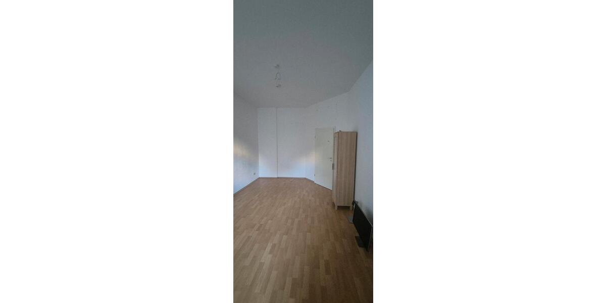 Erdgeschoßwohnung Magdeburg Nordwest - 18 Zimmer, 75 m&sup2;, 303&euro; | Angebot:25760149