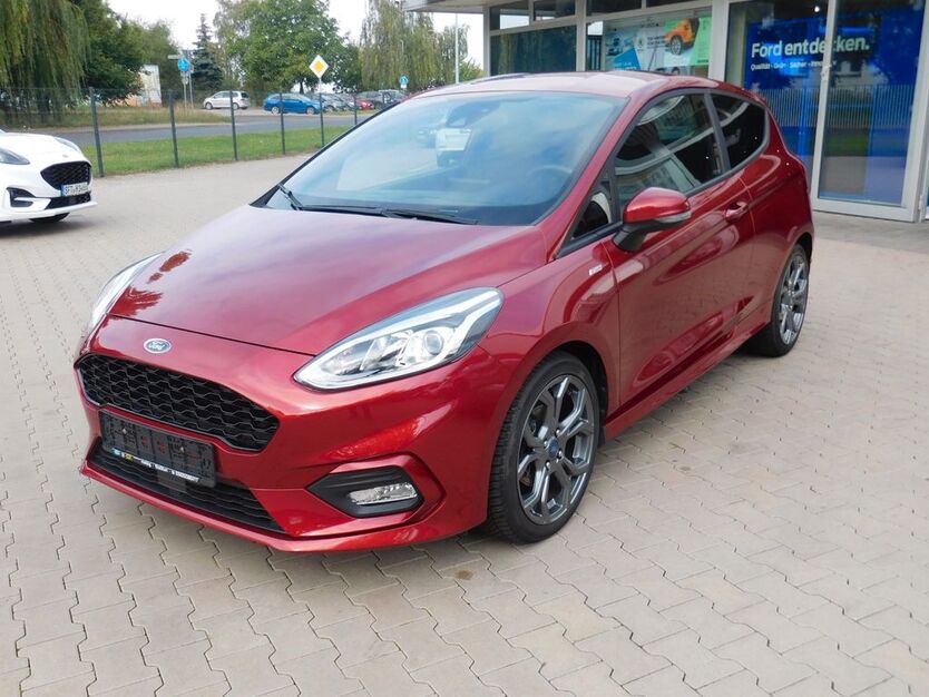 Ford Fiesta 22.829 km 13.895 € Staßfurt 39418
