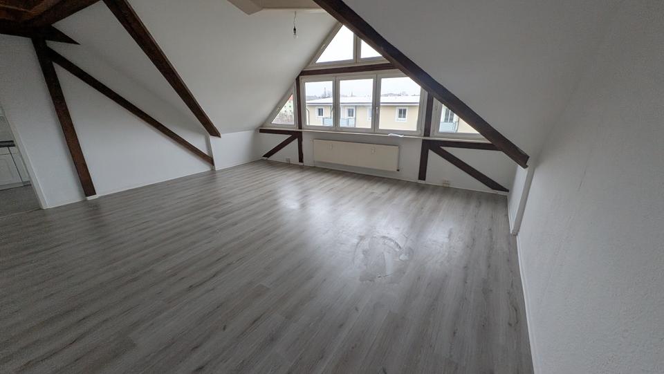 Dachgeschoßwohnung Magdeburg Leipziger Straße - 2 Zimmer, 80 m&sup2;, 475&euro; | Angebot:25540628