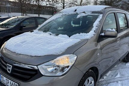 Dacia Lodgy 107.700 km 5.600 &euro; Magdeburg 39114