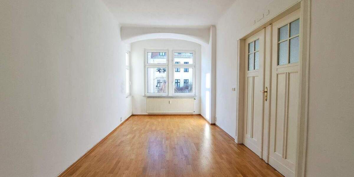 Etagenwohnung Magdeburg Stadtfeld Ost - 3 Zimmer, 102 m&sup2;, 180.000&euro; | Angebot:25669397