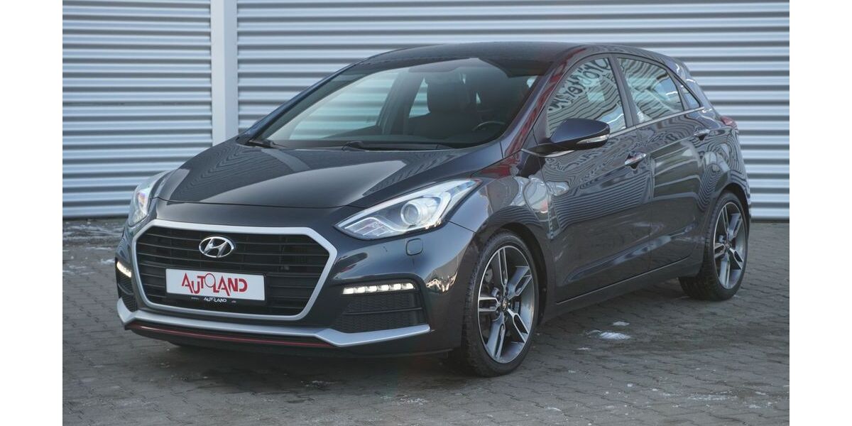 Hyundai i30 105.601 km 13.990 &euro; Magdeburg 39118