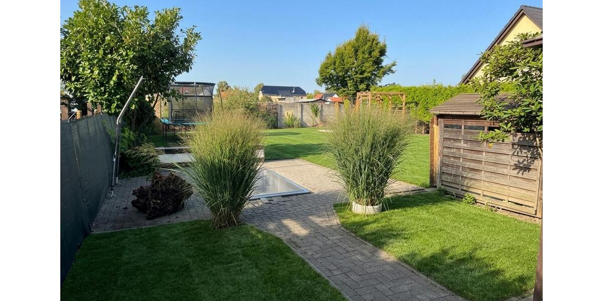 Einfamilienhaus Wolmirstedt - 6 Zimmer, 250 m&sup2;, 370.000&euro; | Angebot:27533800