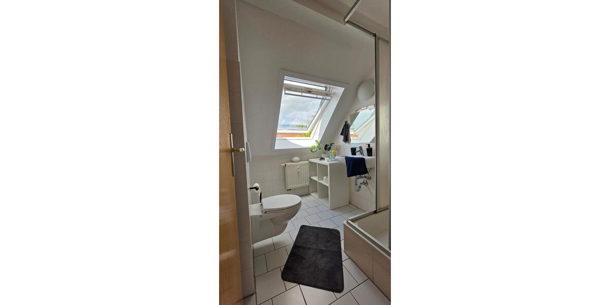 Dachgeschoßwohnung Schönebeck (Elbe) - 1 Zimmer, 37 m&sup2;, 343&euro; | Angebot:26561584